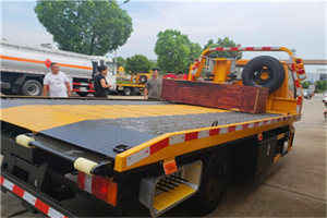 云浮附近拖车电话号码服务